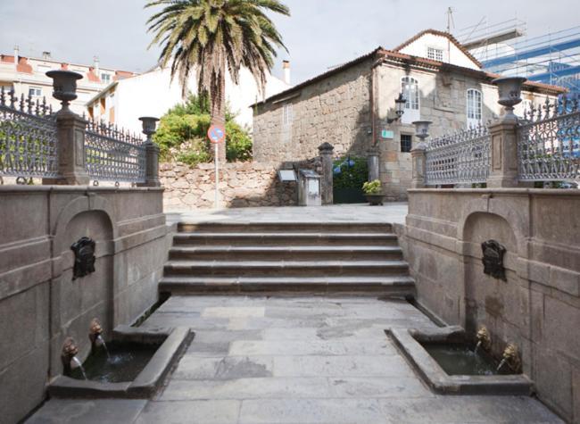 Apartamentos Oliva Caldas De Reis Luaran gambar