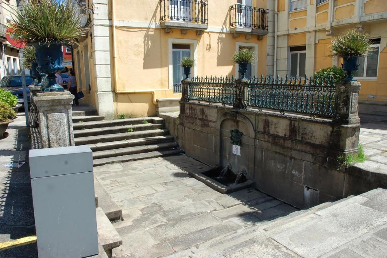 Apartamentos Oliva Caldas De Reis Luaran gambar